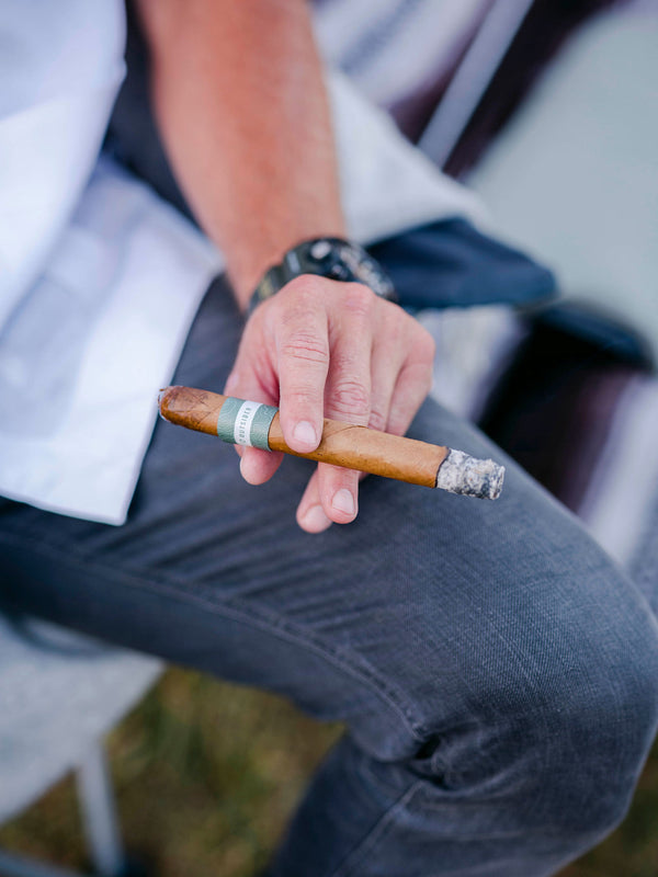 Jay Cutler's Jay 6 Outsider Cigars for getting outside and winding down with Outsiders.